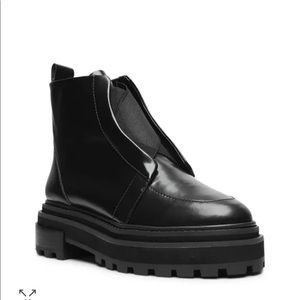 NWOT Schutz Johan Booties